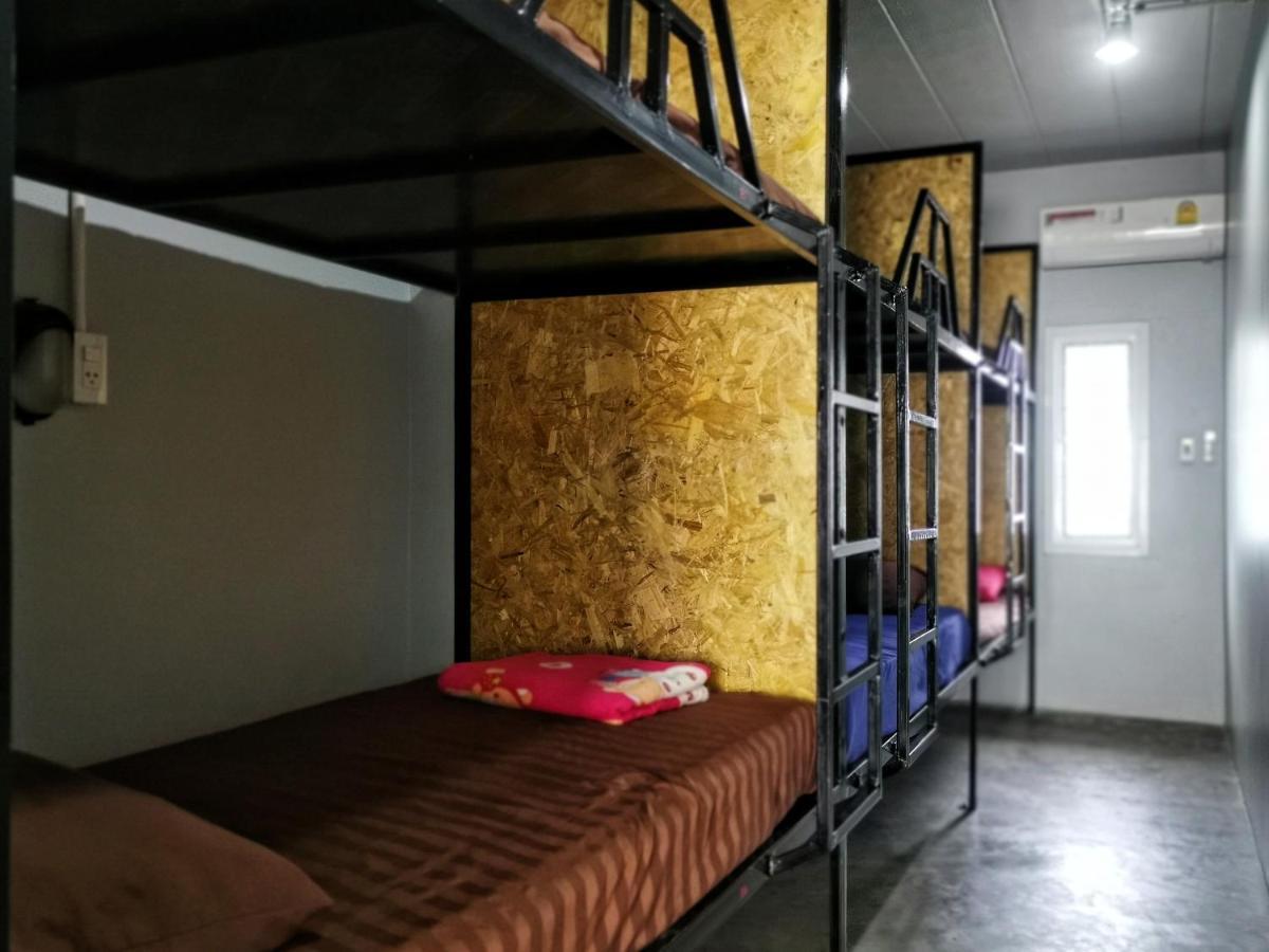 Asleep Hostel Kanchanaburi Ngoại thất bức ảnh